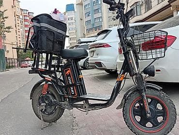 Электроскутер DRONGO с грузовой корзиной и задней платформой