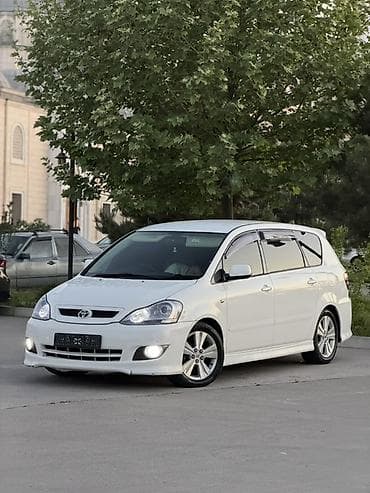 Toyota Ipsum: 2004 г., 2.4 л, Автомат, Газ, Минивэн