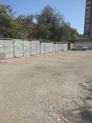 Гараж сатам: Продаю железные ворота ( гаражные ) в количестве 50 штук. Все — 6