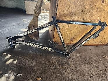 ротор: Рама для горного велосипеда Phillips TX830 - Форм-фактор: хардтейл — 1