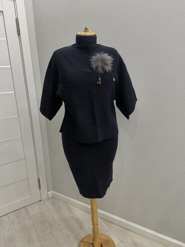 изумруды: Костюм с юбкой, Модель юбки: Карандаш, Миди, Топ, M, L, XL — 10