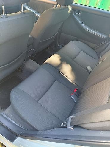jac s7: Toyota Corolla: 2006 г., 1.6 л, Автомат, Бензин, Хэтчбэк — 3