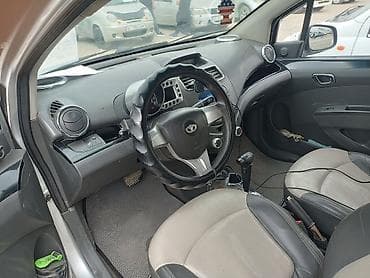 Унаа сатуу: Chevrolet Spark: 2010 г., 1 л, Автомат, Бензин, Хетчбек — 4