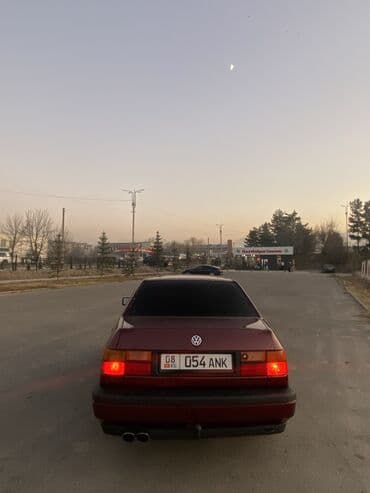 авто купить: Volkswagen Vento: 1992 г., Бензиновая — 5