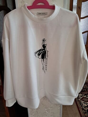 Продается б/у свитшоты одевали пл 1 разу брали дороже гораздо - Цвет