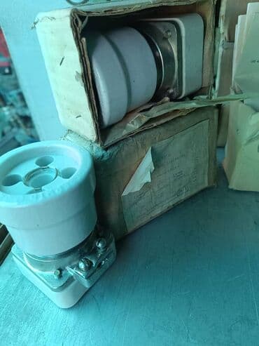 Ножовки: Продаю Набор различных манометров, предназначенных для измерения — 23