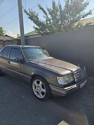 Унаа: Mercedes-Benz E-Class: 1991 г., 2.3 л, Кол менен иштөөчү, Бензин, Седан — 2