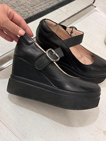 b 5: Туфли, 35, 35.5, Erisses, Б/у, цвет - Черный, Бесплатная доставка, Платная доставка, Самовывоз — 1