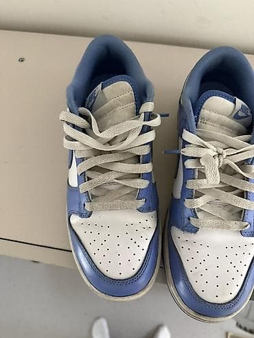 туфли классика: Мужские кроссовки, 41, 41.5, Nike, Б/у, цвет - Белый, Самовывоз, Бесплатная доставка — 1