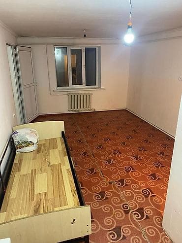 арена квартир: Сдаётся полдома с отдельным входом, двором! -2 больших комнат (50 квм) — 9