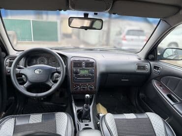 телешка авто: Toyota Avensis: 2002 г., 2 л, Механика, Дизель, Универсал — 3