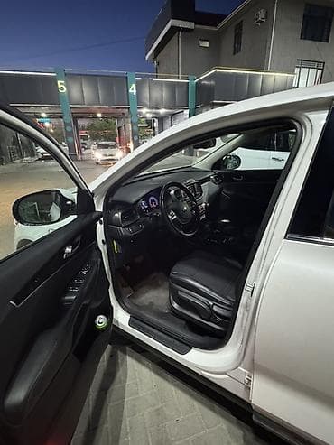 чехол кожа: Kia Sorento: 2018 г., 2 л, Автомат, Дизель, Кроссовер — 3