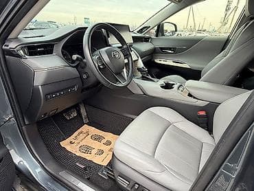 авто прикуриватель: Toyota Venza: 2021 г., 2.5 л, Вариатор, Гибрид, Кроссовер — 7