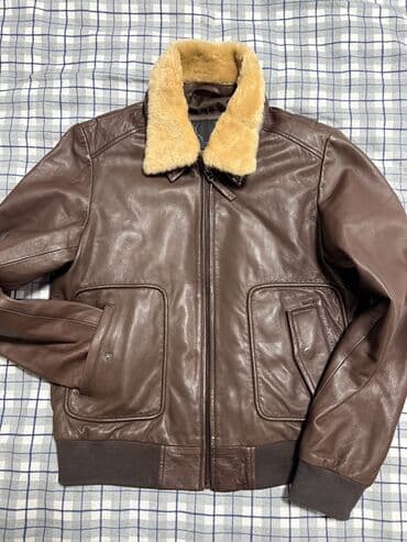 Кожаная куртка, Классическая модель, Натуральная кожа, Приталенная модель, С меховой отделкой, Удлиненная модель, M at lalafo.kg Кожаная куртка, Классическая модель, Натуральная кожа, Приталенная модель, С меховой отделкой, Удлиненная модель, M