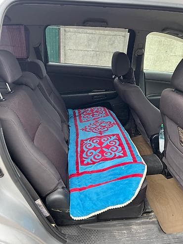 прадо 2008: Toyota WISH: 2008 г., 1.8 л, Автомат, Бензин, Универсал — 5