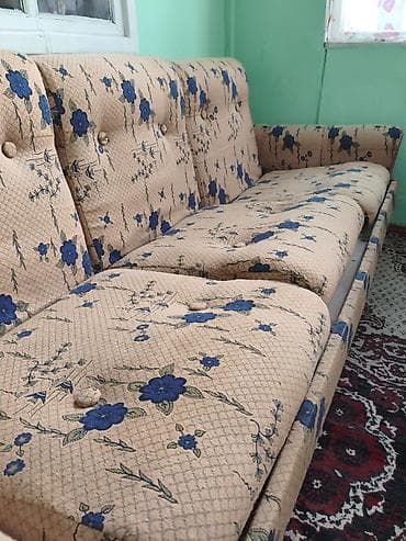 Прямой диван, Б/у