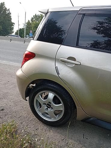 метиз 1: Toyota Ist: 2003 г., 1.3 л, Автомат, Бензин, Хэтчбэк — 9
