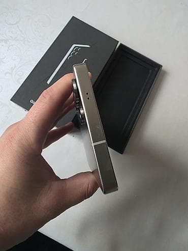 galaxy 9: Samsung Galaxy S25 Ultra, Б/у, 512 ГБ, цвет - Черный, 1 SIM — 3