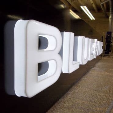 | Объемные буквы, | Разработка дизайна