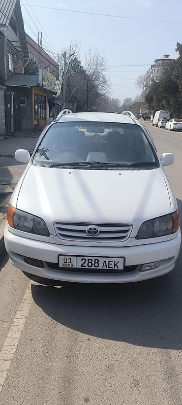 Toyota Ipsum: 2000 г., 2 л, Автомат, Бензин, Минивэн