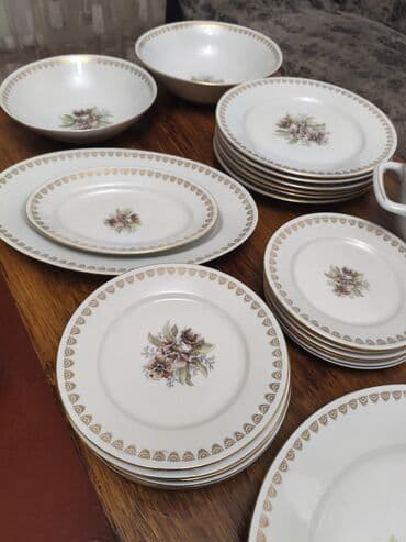 столы и стулья для зала в бишкеке: Наборы посуды — 1