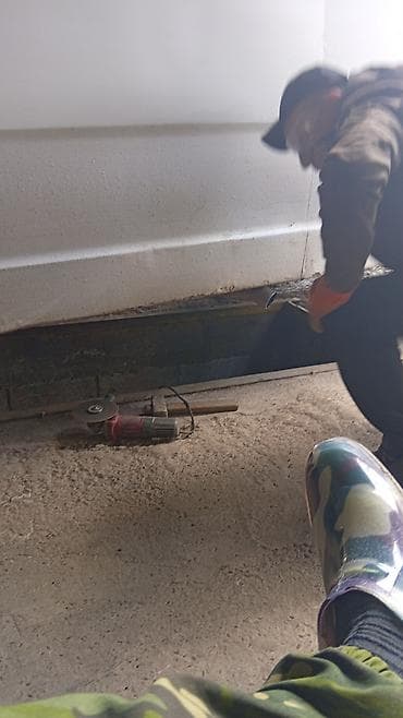 купить прицеп тонар: Mercedes-Benz T1: 1987 г., 2.4 л, Фургон — 4