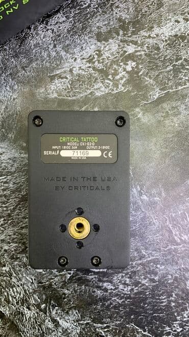 визажное кресло: Продаю критикал (critical tatto).Необходимый элемент, Для перманента и — 4