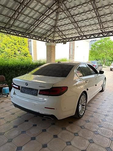 лампы светодиодные потолочные: BMW 5 series: 2021 г., 2 л, Автомат, Бензин, Седан — 9