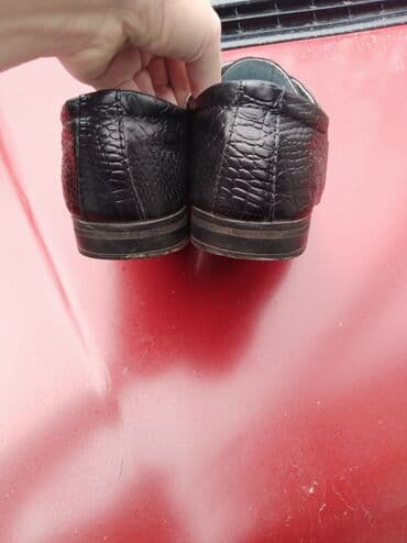 спортивные костюмы пума: Детские кожаные туфли в отличном состоянии. Хорошего качества. Одевали — 4