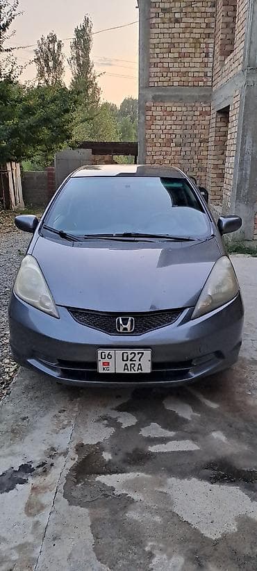 byd e3: Honda Fit: 2012 г., 1.5 л, Автомат, Бензин, Хэтчбэк — 3