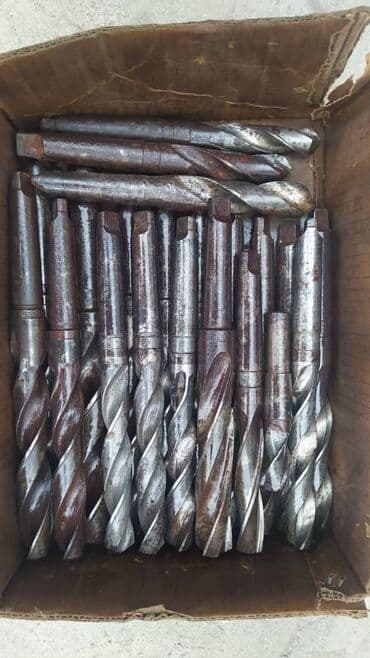 Сверла токарные сверло дрель 21 шт от 40. 37.31,4.30.28.3шт