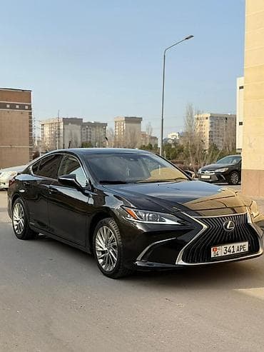 салон машины: Lexus ES: 2019 г., 2.5 л, Автомат, Бензин, Седан — 1