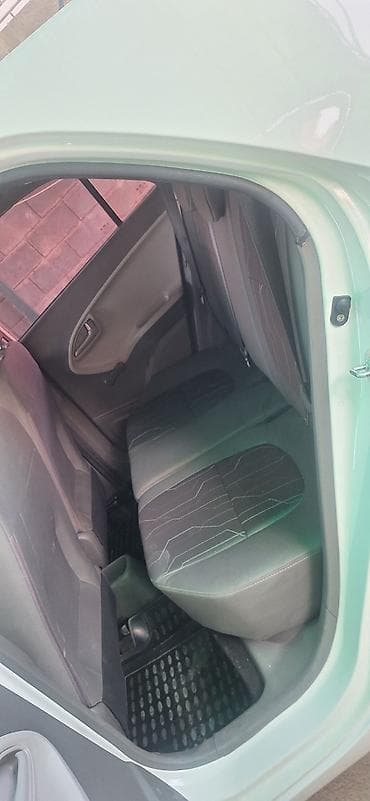 mini coper: Kia Picanto: 2016 г., 0.1 л, Автомат, Газ, Хэтчбэк — 5