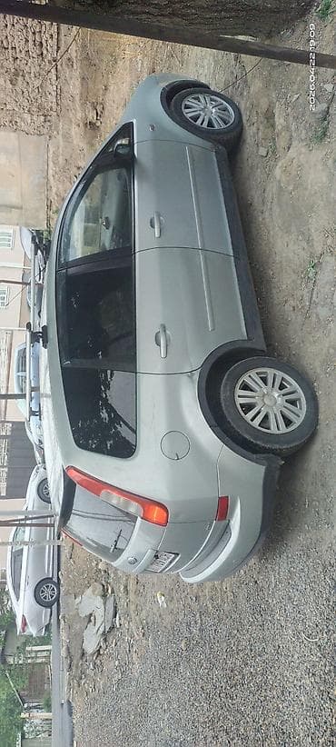 кия к5 2017: Ford C-max: 2004 г., 2 л, Механика, Бензин, Минивэн — 6