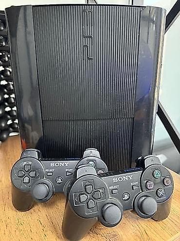 tecno slim: СРОЧНО!!! Игровая приставка Sony PlayStation 3 Super Slim (чёрная) с — 1