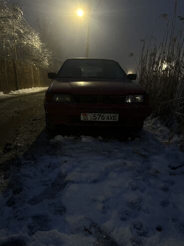 Nissan Sunny: 1988 г., 1.6 л, Механика, Бензин, Хэтчбэк