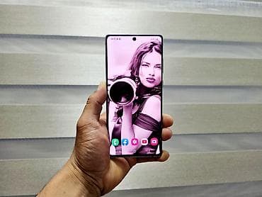 со стилусом: Samsung Galaxy Note 20, Б/у, 256 ГБ, цвет - Черный, 1 SIM, 2 SIM — 9