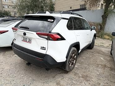 Toyota RAV4: 2023 г., Автомат, Гибрид, Кроссовер — 5