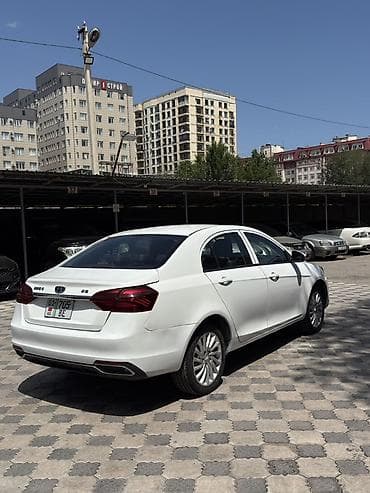 Geely Emgrand: 2021 г., Автомат, Бензин, Седан