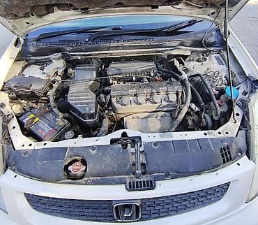 lada 2106: Honda Stream: 2003 г., 1.7 л, Автомат, Бензин, Минивэн — 6