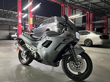 Транспорт: Классический мотоцикл Suzuki, 750 куб. см, Бензин, Взрослый, Б/у — 3
