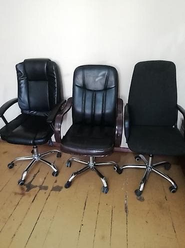 Офисные столы: Офисное кресло, Б/у, С колесиками, Самовывоз — 1