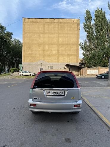 Honda Stream: 2000 г., 1.7 л, Автомат, Бензин, Вэн/Минивэн — 3