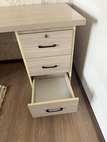 Офисные тумбы: Офисный стол, Нерегулируемый, Прямоугольный, ЛДСП — 2