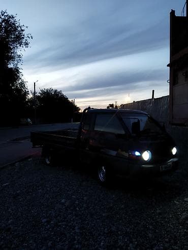 Продажа авто: Hyundai Porter: 1997 г., 2.5 л, Механика, Дизель — 2