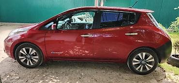 e2 byd: Nissan Leaf: 2013 г., Автомат, Электромобиль — 1