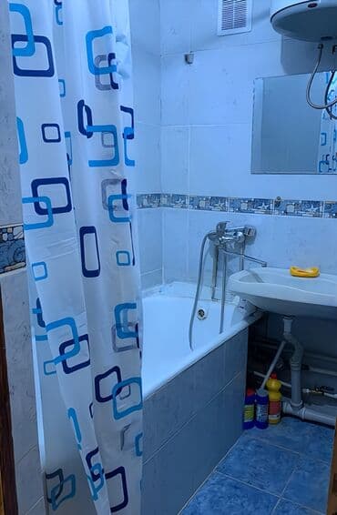 суточные квартиры в бишкеке дешево 2 комнатные: 2 комнаты, Постельное белье, Кондиционер, Парковка — 3