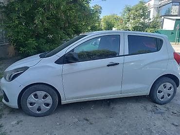 bwb e34: Chevrolet Spark: 2017 г., 1 л, Вариатор, Бензин, Хэтчбэк — 3