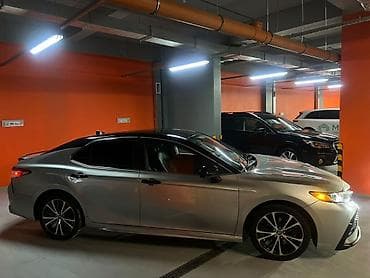 срочно гарит: Toyota Camry: 2019 г., 2.5 л, Автомат, Бензин, Седан — 5