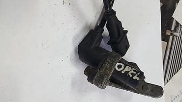 opel: Opel 1.4 1.6 датчик коленвала 95 год — 1